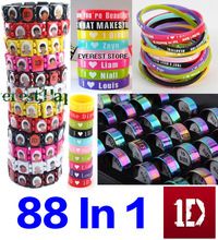 Kit pulseiras e aneis e braceletes 1D